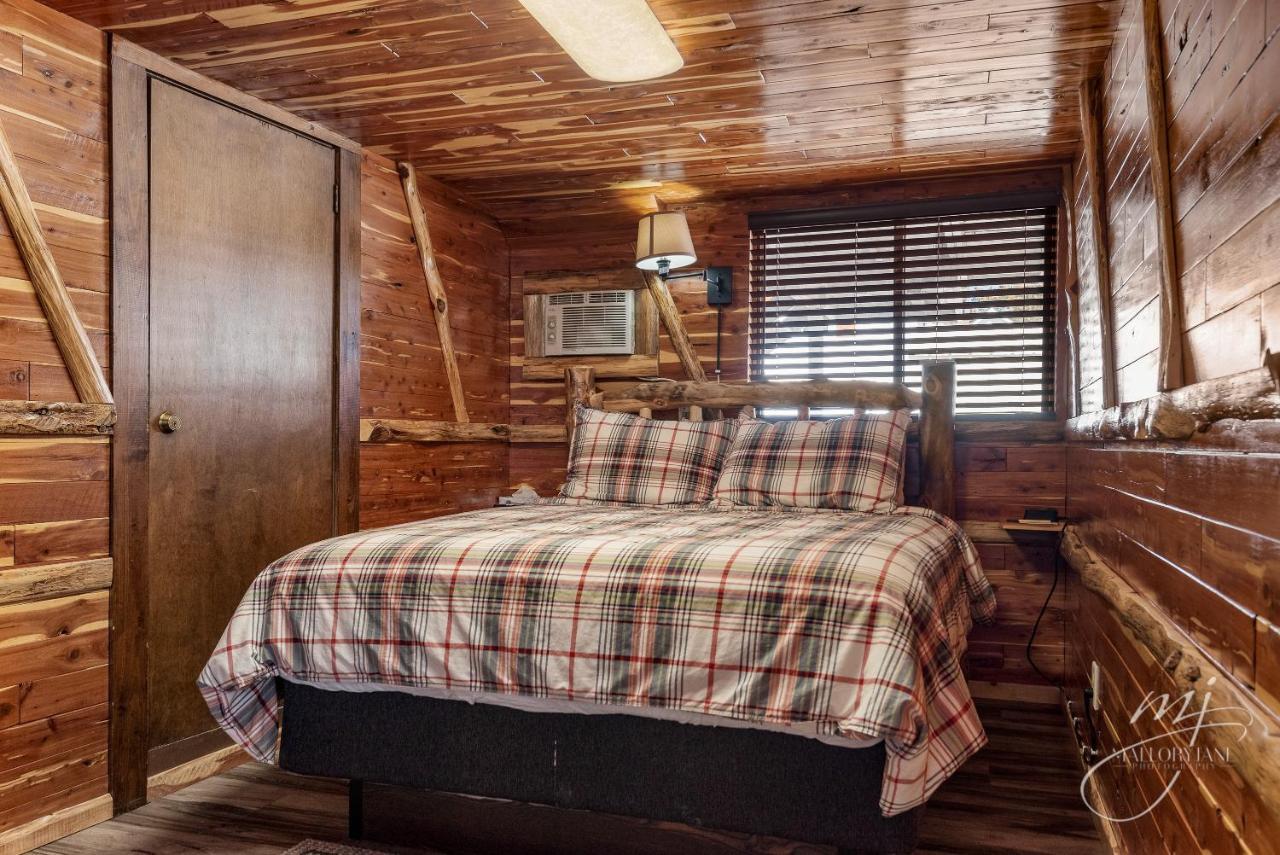 Log Cabin Inn Eureka Springs Exteriér fotografie