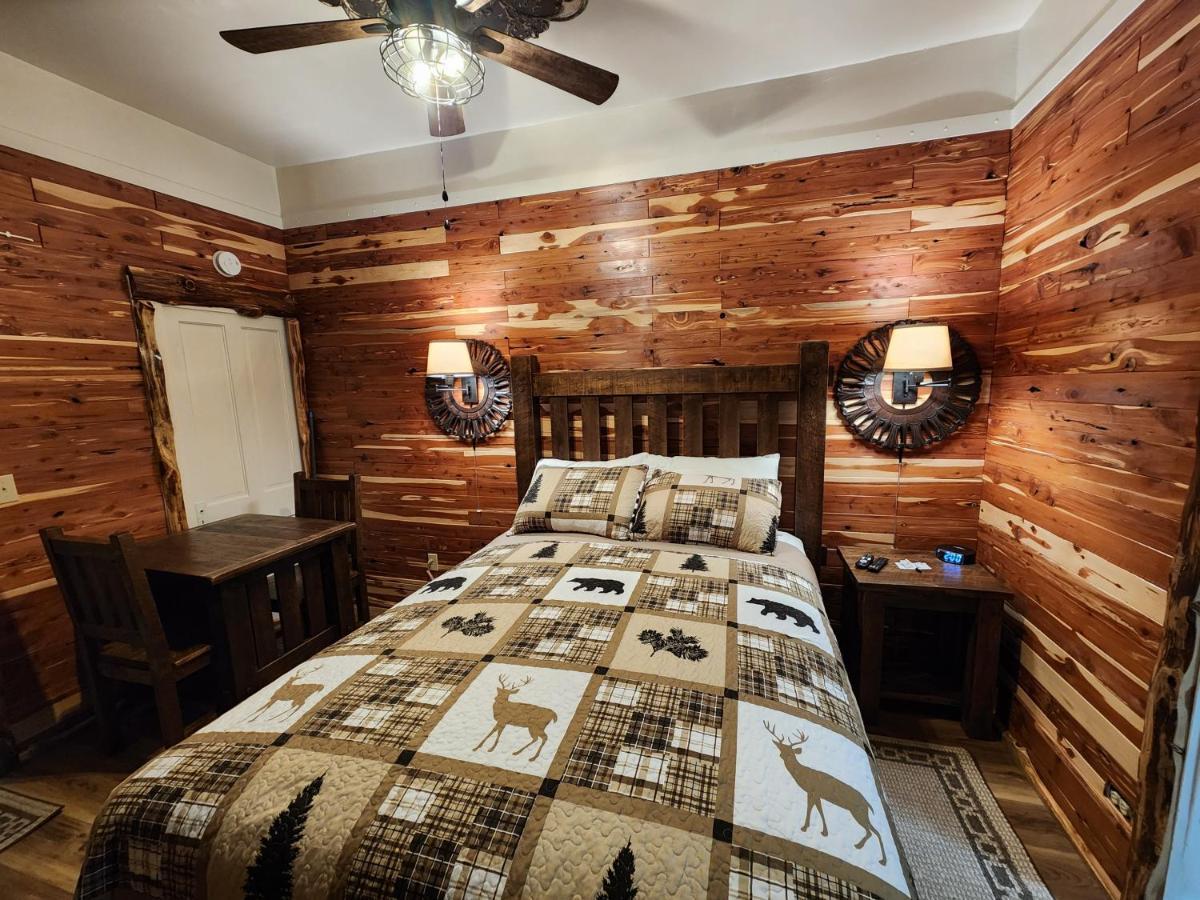 Log Cabin Inn Eureka Springs Exteriér fotografie